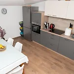Roski * Bogatić