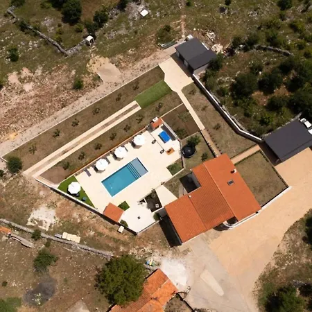 Villa Roski